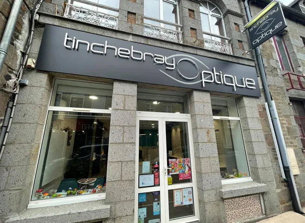 Tinchebray Optique à Tinchebray Bocage, spécialiste des lunettes de vue, des lentilles de contact, des lunettes de soleil