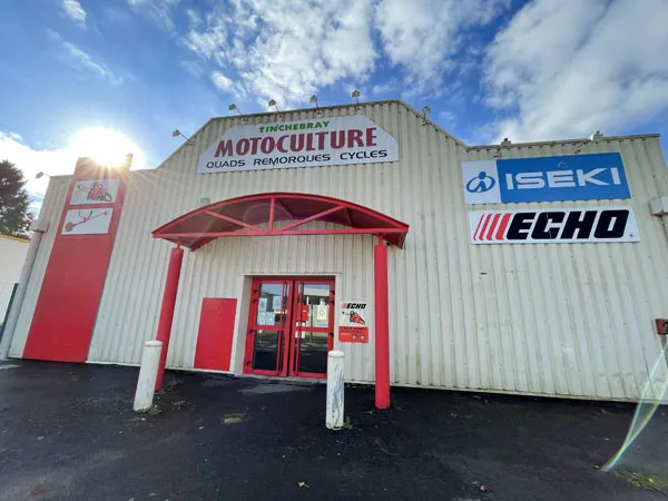 Tinchebray Agri Motoculture location de mini pelle, vente réparation et entretien de tondeuses, tracteurs, taille haies