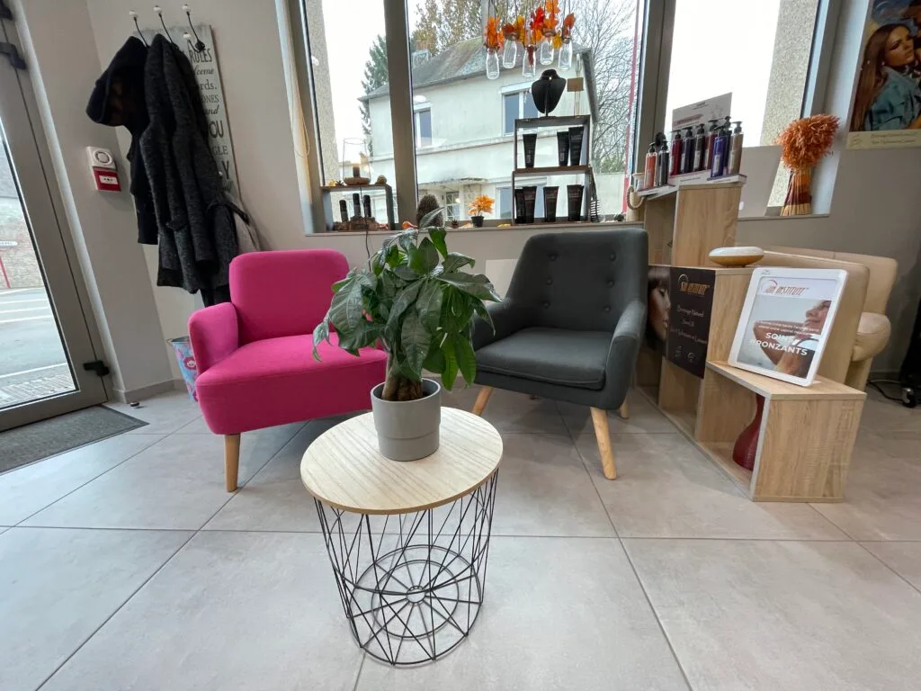 Hair SD Coiffure femmes hommes enfants à Truttemer le Grand, Vire Normandie