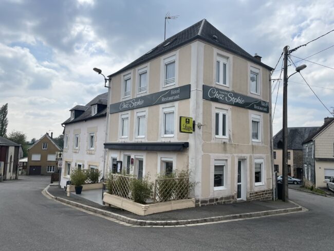 Hôtel Restaurant Chez Sophie situé à Briouze près de Flers, Argentan et Bagnoles de l'Orne