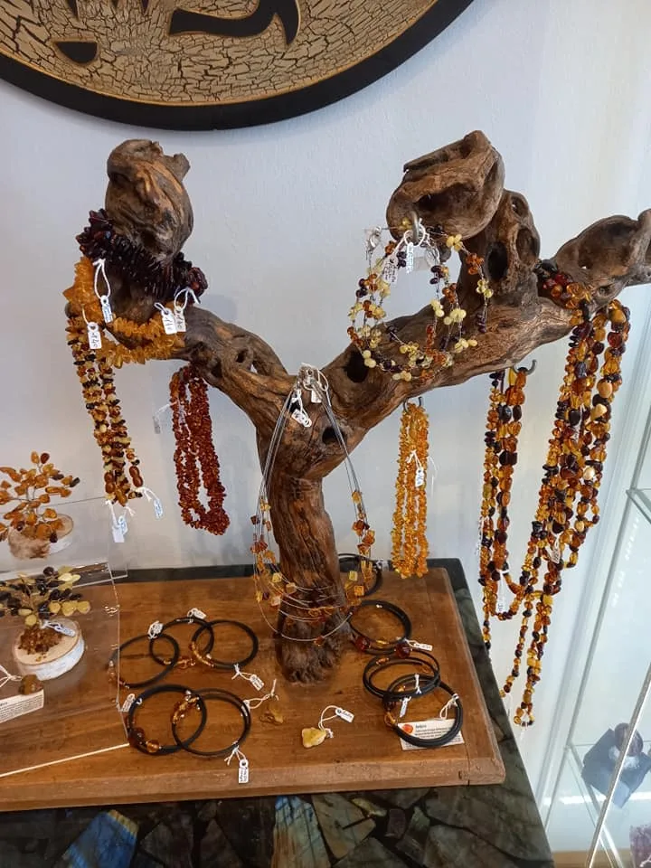 Au Royaume des Cristaux, bijoux cristaux et minéraux, du bien-être par la lithothérapie à Falaise