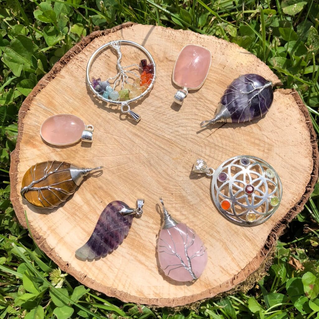 Au Royaume des Cristaux, bijoux cristaux et minéraux, du bien-être par la lithothérapie à Falaise