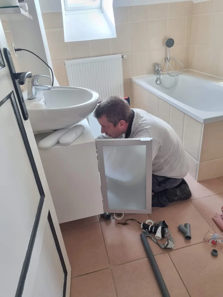 Réparation urgente Cyril Guérard plombier à Domfront