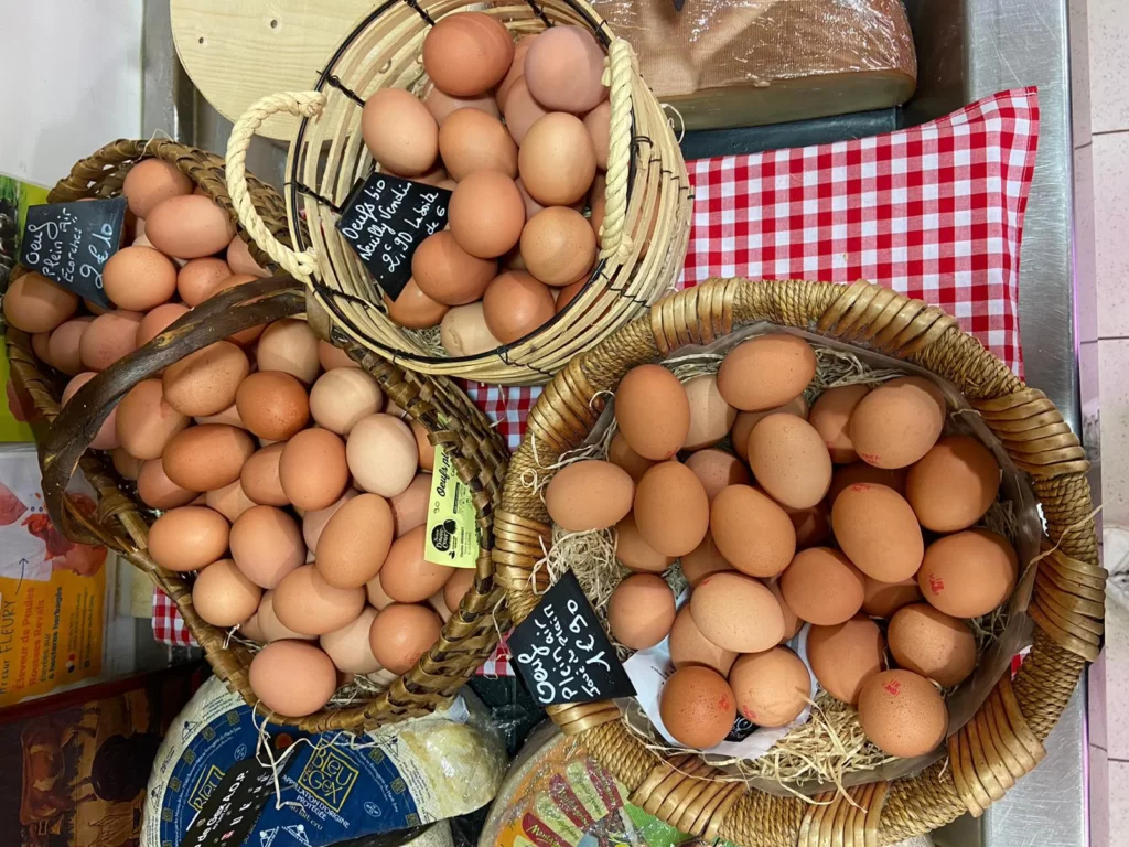 Plateaux apéritifs variés à l'épicerie Chez Mélanie à Écouché les Vallées