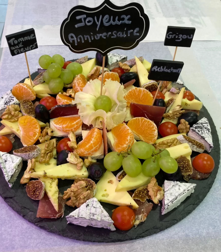 Chez Mélanie à Écouché-les-Vallées, votre primeur crèmerie épicerie fromagerie