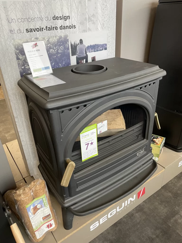 Réparation d’un réfrigérateur par Comptoir Ménager, prolongeant la durée de vie des appareils électroménagers. Ménager à Vire Normandie : plombier chauffagiste électricien et électroménager