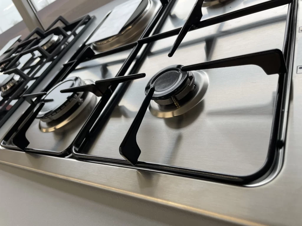 Intervention de dépannage plomberie par un technicien de Comptoir Ménager chez un client de Vire.