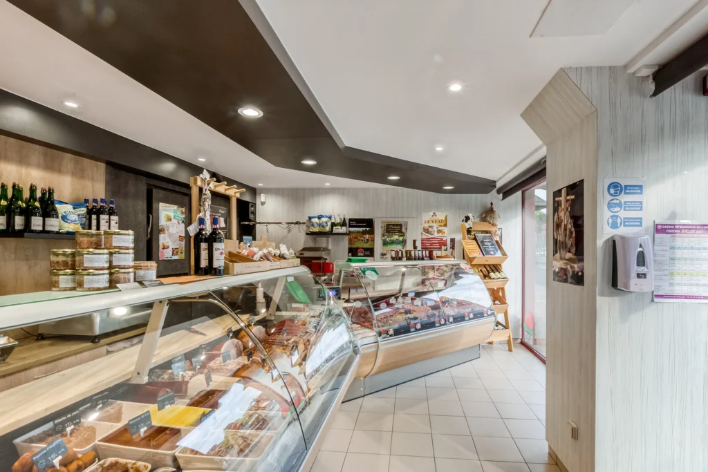 Viandes locales et savoureuses chez Boucherie Carré Clément