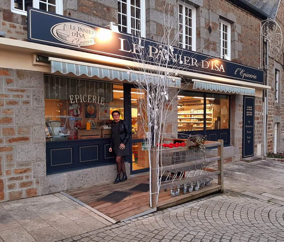 Le Panier d'Isa à Athis de l'Orne, Athis Val de Rouvre : épicerie de proximité, produits locaux, fruits et légumes frais, fromagerie.