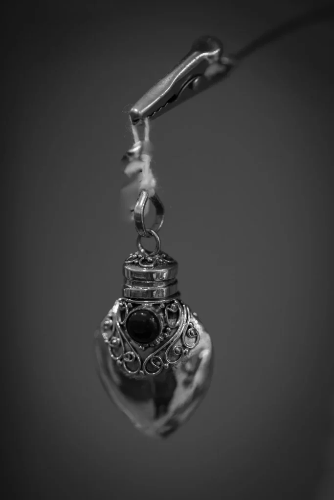 Au Royaume des Cristaux, bijoux cristaux et minéraux, du bien-être par la lithothérapie à Falaise