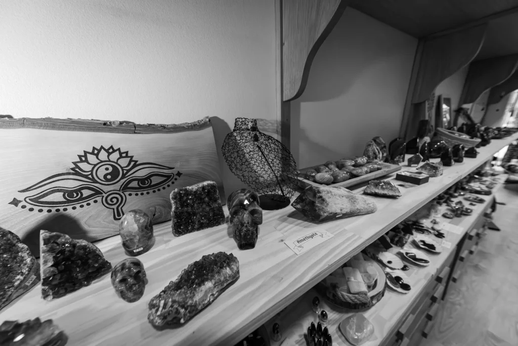 Au Royaume des Cristaux, bijoux cristaux et minéraux, du bien-être par la lithothérapie à Falaise