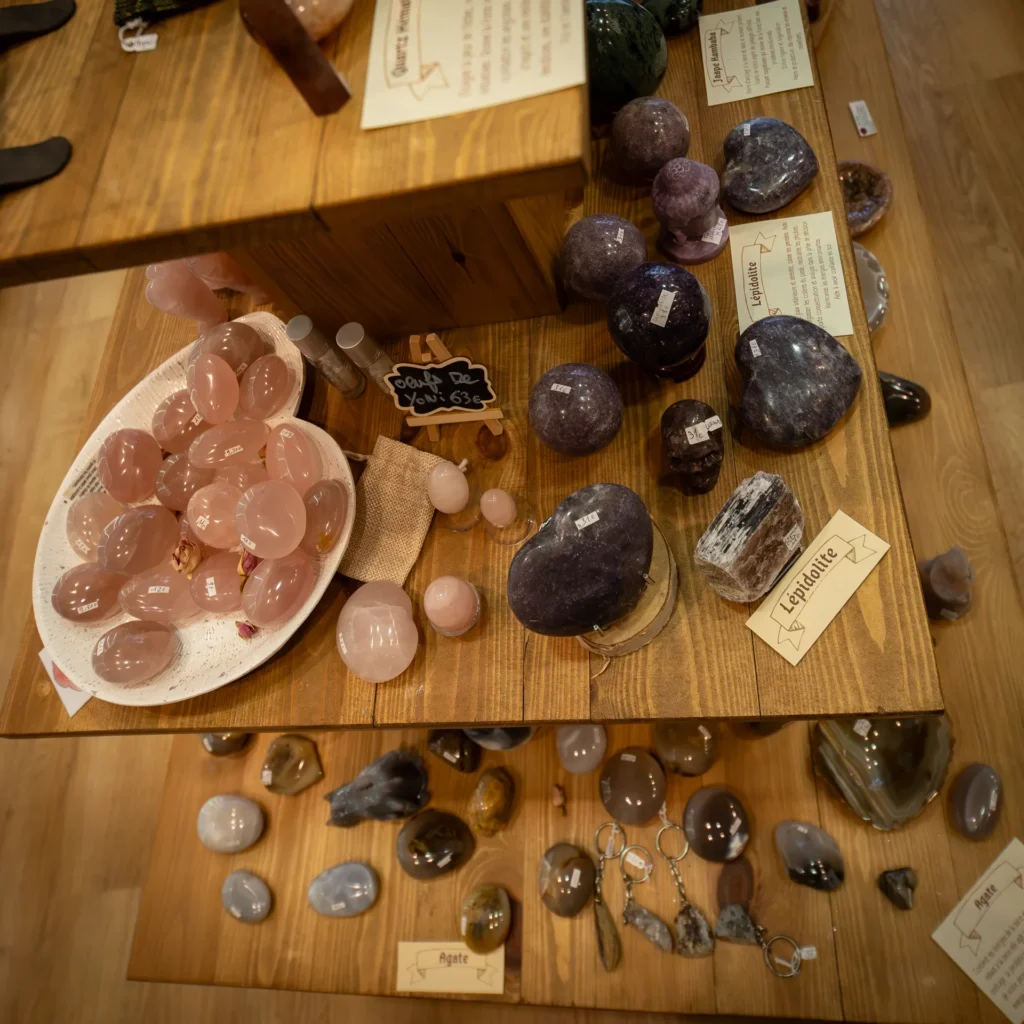 Au Royaume des Cristaux, bijoux cristaux et minéraux, du bien-être par la lithothérapie à Falaise