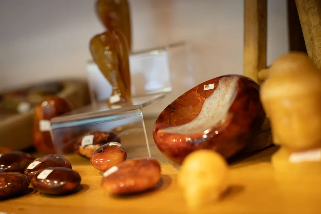 Au Royaume des Cristaux, bijoux cristaux et minéraux, du bien-être par la lithothérapie à Falaise