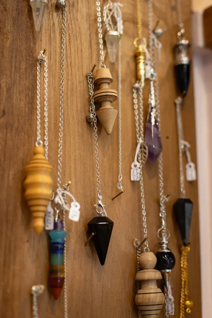 Au Royaume des Cristaux, bijoux cristaux et minéraux, du bien-être par la lithothérapie à Falaise