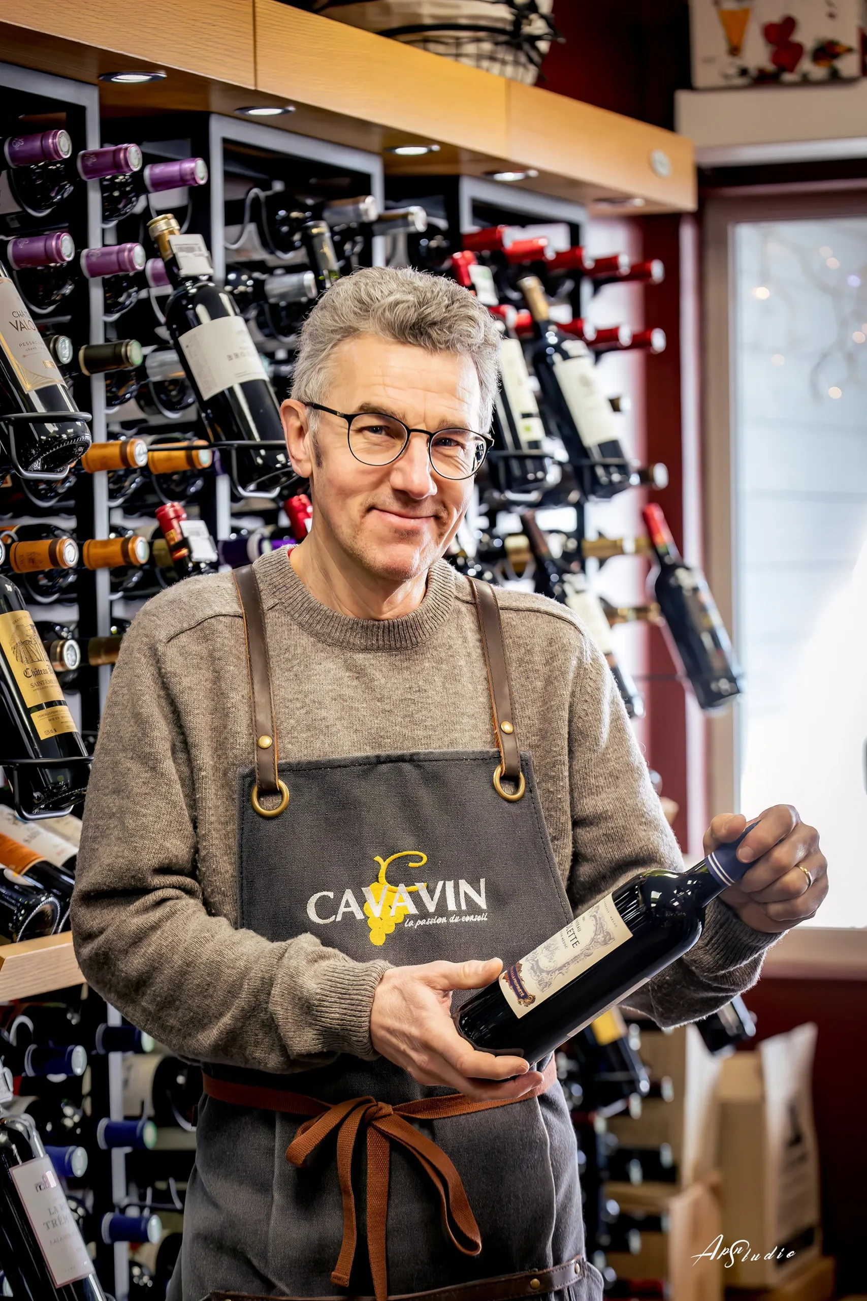 Découvrez Cavavin Flers : Une boutique spécialisée offrant une gamme de vins, bières, spiritueux et whiskies dans l'Orne.