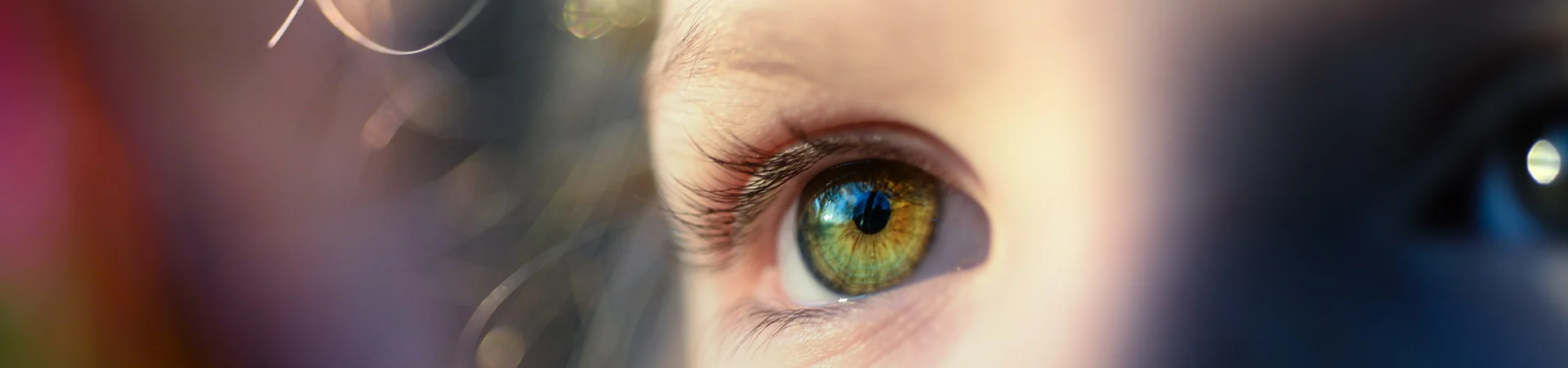 Opticien spécialiste des lunettes de vue chez So Optique Écouché