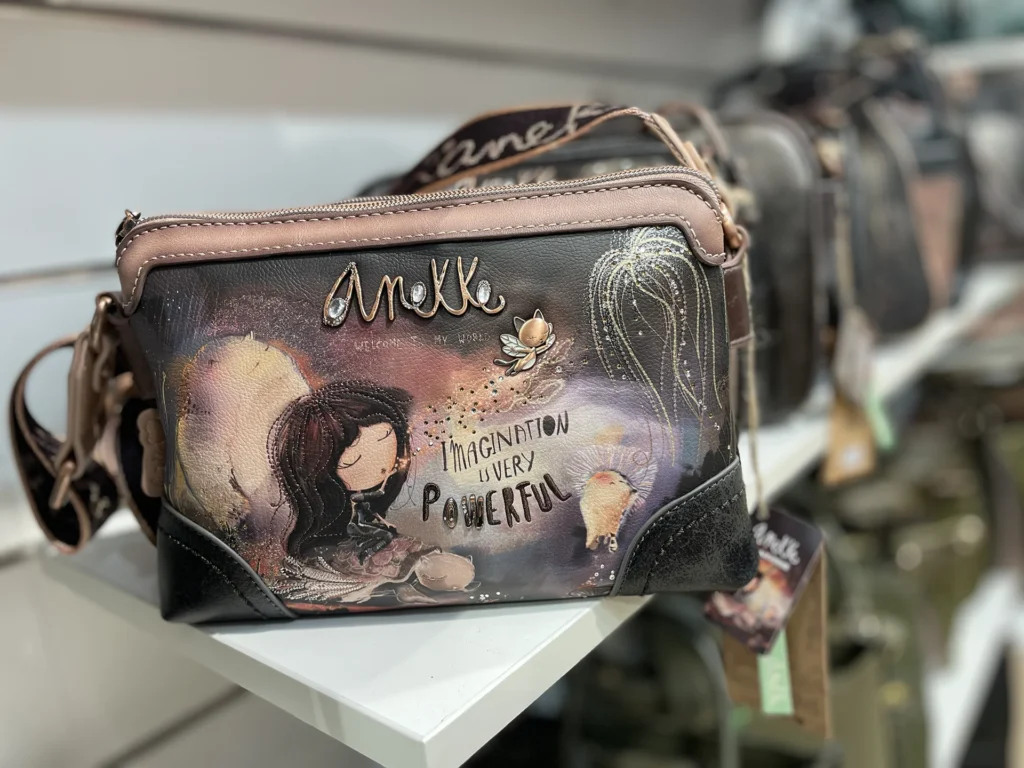 Un sac Anekke chez Newbag Vire