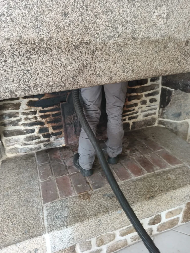 SARL Ramoneurs Normands débistrage conduit de fumée à Vire