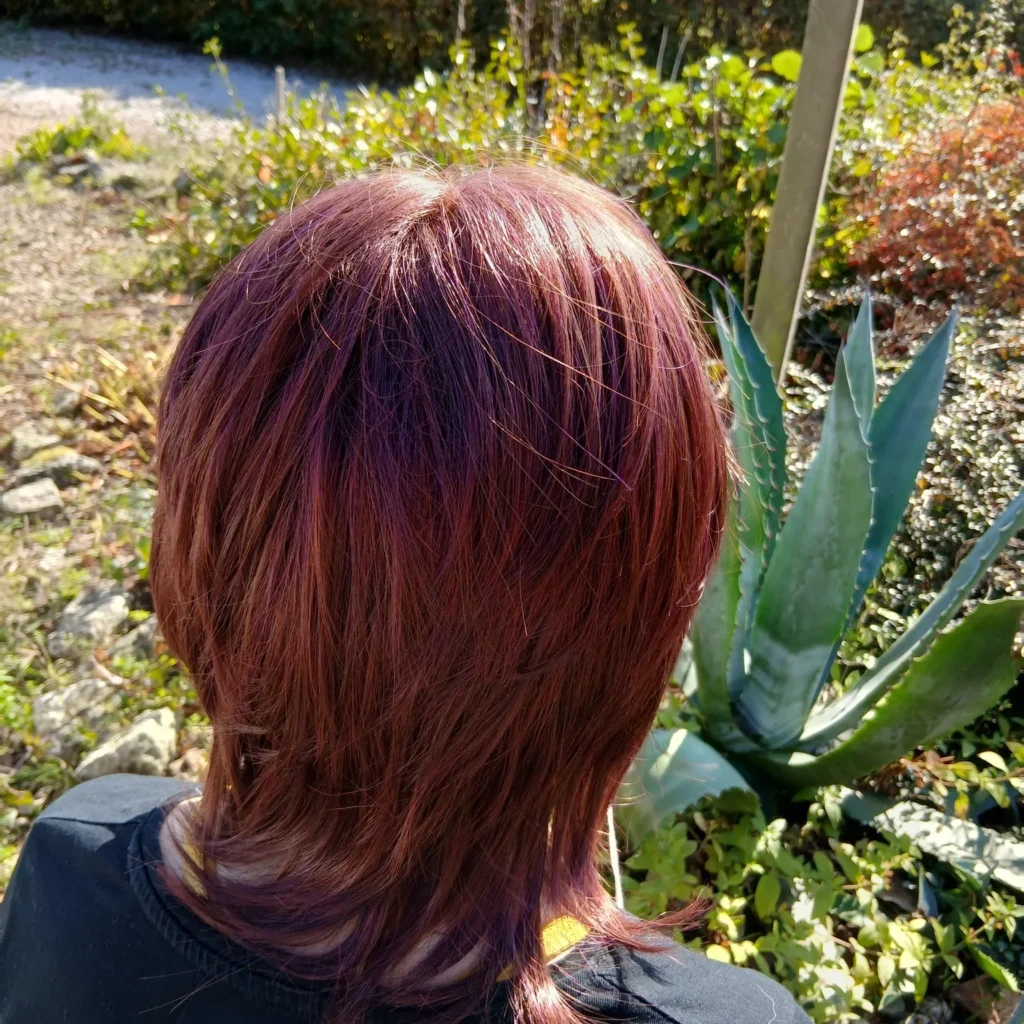 Prothèse perruque capillaire au salon de coiffure Art et Couleurs à Falaise